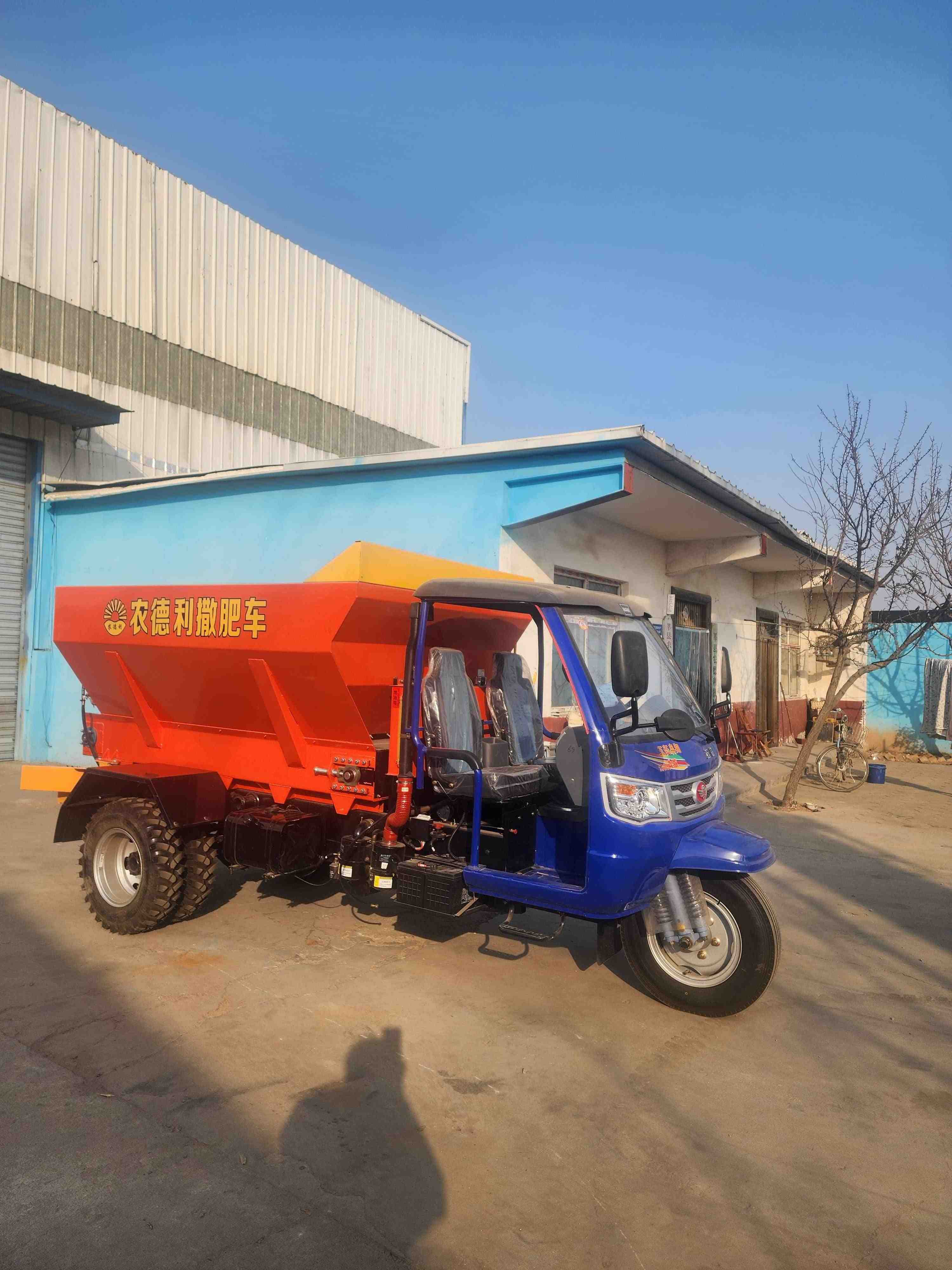 百色市撒肥车三轮撒粪车 - 哪里好